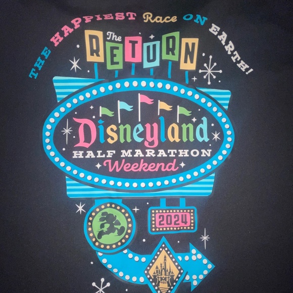 runDisney 2024 Disneyland Half Marathon x-large Jacket - Picture 1 of 7